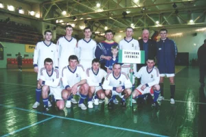 \"Портовик\" на турнире во Владивостоке по мини-футболу. 2003 год.