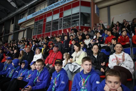 Стартовал международный турнир «Золотая шайба»