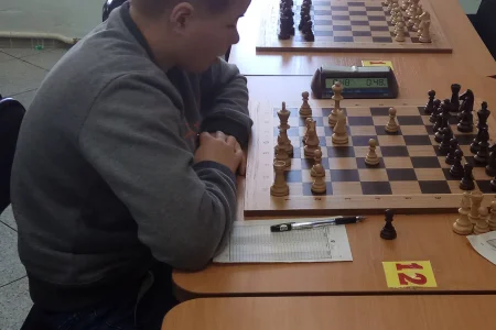 Дюжина команд оспаривают три путевки на областной этап «Белой ладьи»