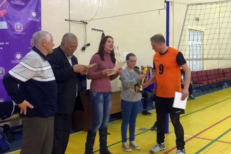 Пять команд состязались на турнире в Углегорске (ДОБАВЛЕН ТЕКСТ И ФОТО)