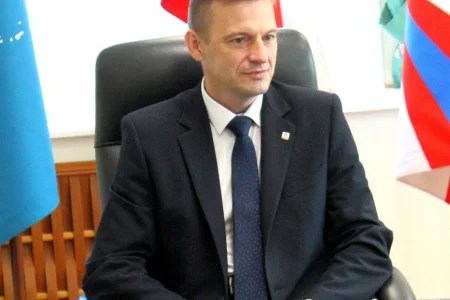 Министр спорта и молодежной политики Сергей Буренков встретился с японской делегацией