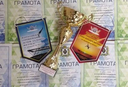 Акробаты из Корсакова отличились на всероссийских соревнованиях