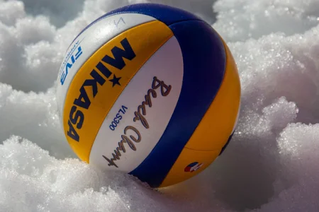 В Южно-Сахалинске пройдет мастер-класс по снежному волейболу