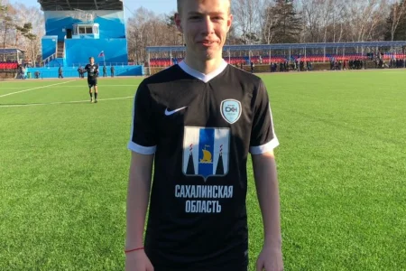 Четыре воспитанника ОГАУ «ФК «Сахалин» заявлены за главную островную команду