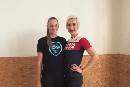 Волейболистка «Сахалина» провела мастер-класс в родном городе