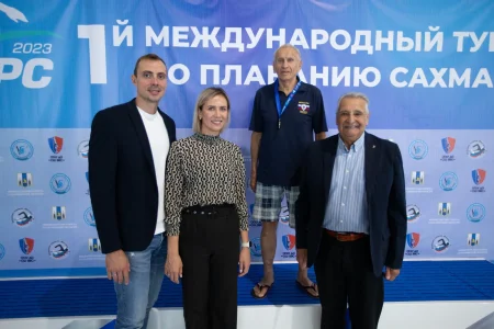На «СахМастерс-2023» 90-летний пловец установил новый рекорд России