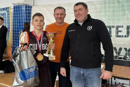 Баскетболисты из Южно-Сахалинска победили в первенстве области