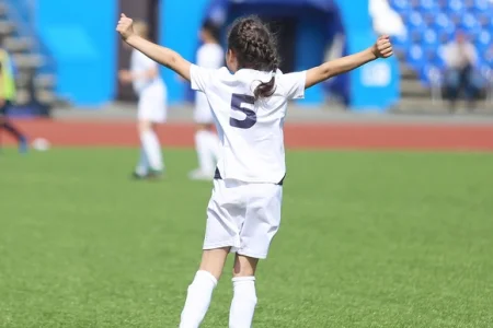 «Сахалиночка» стала победителем турнира по футболу