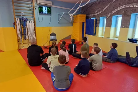 В ДДЮТ почтили память Василия Ощепкова