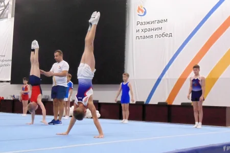 Сахалинские гимнасты прошли подготовку в Новосибирске