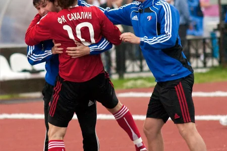 «Сахалин» - «СКА-Хабаровск»: очные счеты