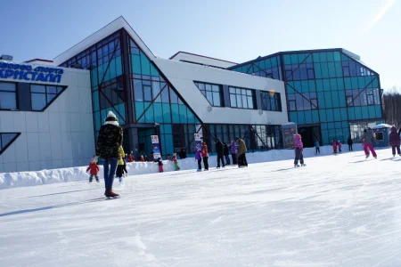 Островная столица готовится принять хоккеистов из трёх стран