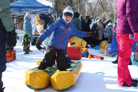 Свыше тысячи сахалинцев пришли на День снега