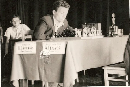 Внимание, новинка: «Международный мастер Александр Петрушин»