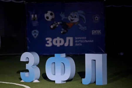 Участники «Зимней футбольной лиги-2021» забили очередные голы