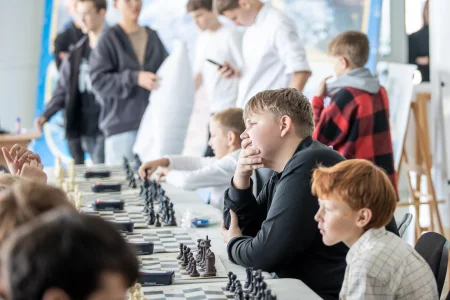 «Пешечный остров» в океане есть, весь покрытый пешками, абсолютно весь