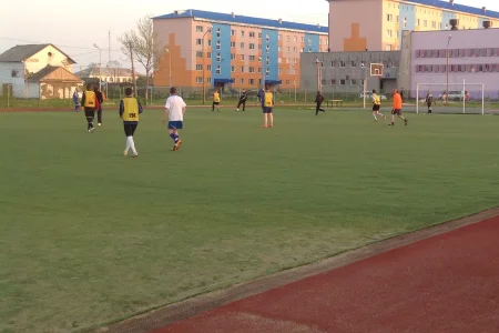 ФК «Поронайск» выиграл районный турнир 