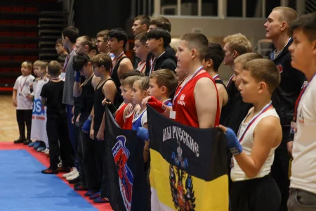 Лидеров дальневосточного савата определили в островной столице