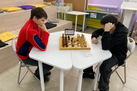 Всем шахматистам - книги