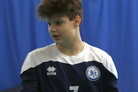 Одиннадцать команд участвуют в юношеском первенстве области