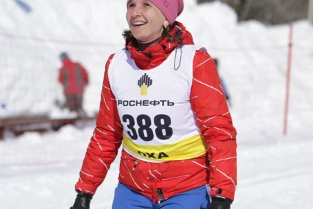 Около 400 участников вышли на старт «Праздника лыж» в Охе