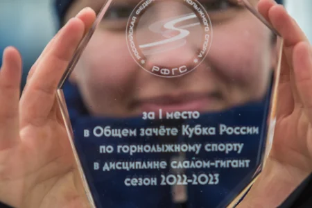 Снегопад помешал мужскому слалому-гиганту