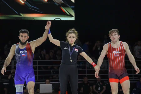 В Южно-Сахалинске стартовал международный турнир по спортивной борьбе