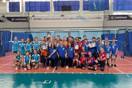 «Изумруд» блеснул яркими волейбольными красками