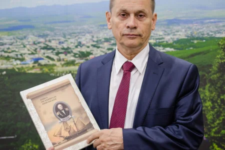 Шахматное сообщество Сахалина и Курил поздравляет С.А. Пономарева с юбилеем