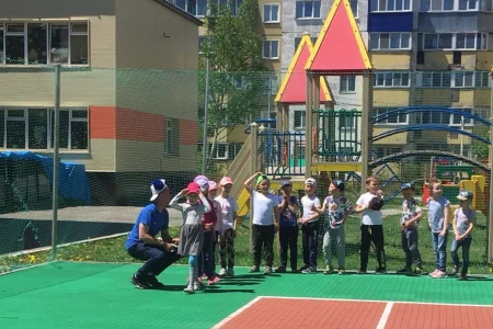 «Мальвина» познакомилась с футболом