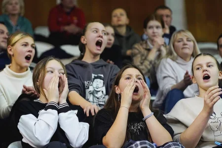 Южно-Сахалинск принимает финал высшей лиги «Б»