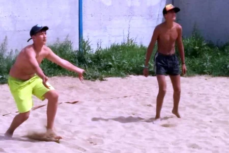 Островные волейболисты готовятся к сезону в Находке