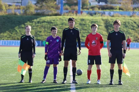 Футболисты «СШ «Сахалин» проиграли заключительный матч первенства ДФО