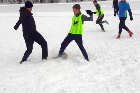 Лидеры Кубка Александровск-Сахалинского ГО одержали очередные победы