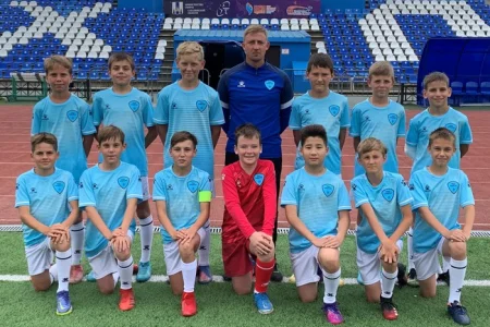 «Сахалин-2010» победил «Мордовию»