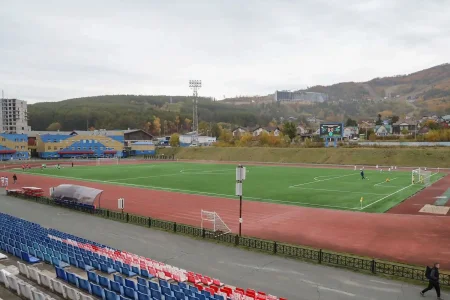 Завершилась реконструкция футбольного поля стадиона «Спартак»