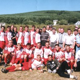 \"Нефтяник\" - обладатель Кубка области 2001 года