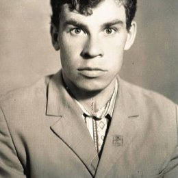 Владимир Пешехонов, мастер спорта по легкой атлетике
Чемпион СССР в кроссе на 12 км – 1979 год
Серебряный призер международного марафонского пробега на приз газеты «Труд» в 1977 году