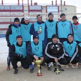 Традиционный турнир по футболу на кубок мэра Ногликского района, п.Ноглики, март 2004