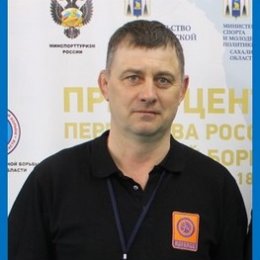 Тренер-преподаватель ДЮСШ пгт. Ноглики Евгений Савинов