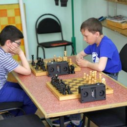 С Тиграном Мовсесяном мы много лет соперничали в детских, а потом и в юношеских турнирах