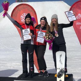 Сноубордистка Софья Надыршина завоевала вторую золотую медаль чемпионки России