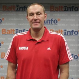 Сергей Гришаев провел мастер-класс в спортивной школе Невельска