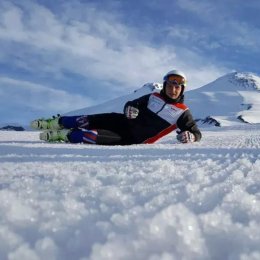 Островные горнолыжники тренируются со второй сборной командой России