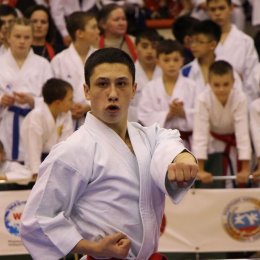 150 юных спортсменов посвятили в каратисты на Сахалине