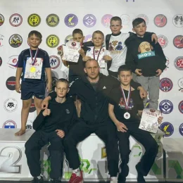 Сахалинцы завоевали 13 медалей дальневосточных соревнований по джиу-джитсу