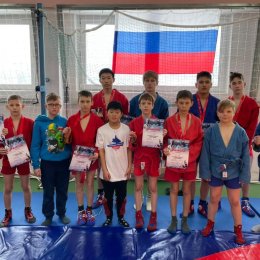 Воспитанники «СШ самбо и дзюдо» завоевали десять медалей на турнире в Александровске-Сахалинском