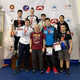 Сахалинские борцы вольного стиля завоевали семь медалей всероссийского турнира в Брянске