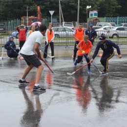 Хоккей под дождем