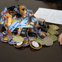 Министр спорта Сахалинской области поблагодарил островных пловцов за достижения